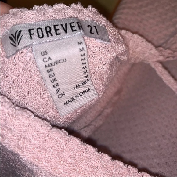 Pink sweater - Picture 5 of 5